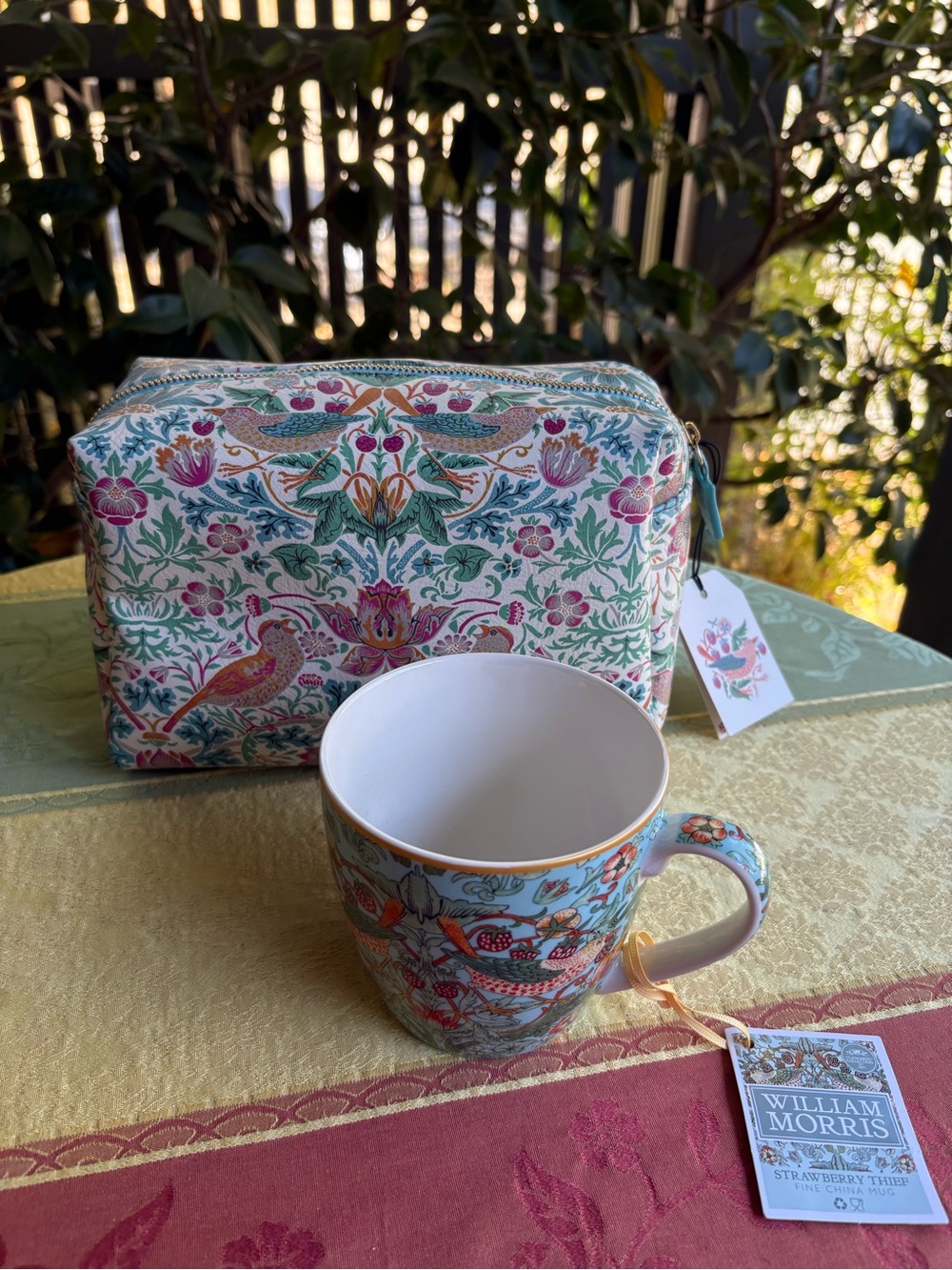 William Morris -Liberty of London -Strawberry Thief Wash Cosmetic & Coffee Mug